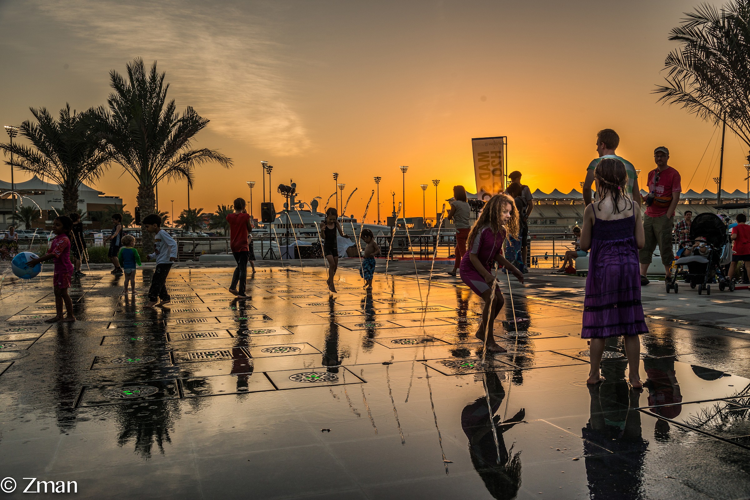 Bambini che giocano in Yas Island
