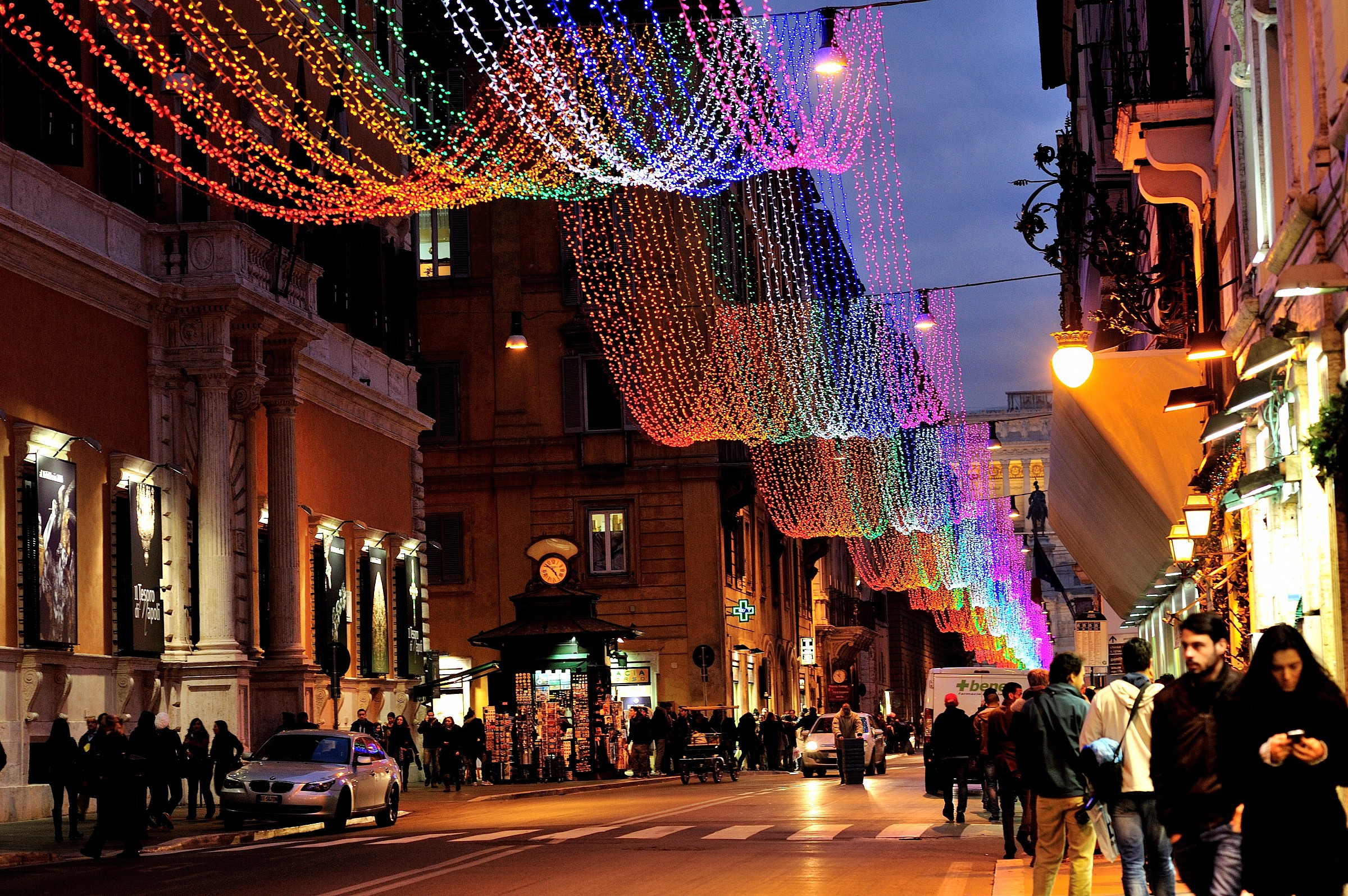 Roma-Luminarie Natale 2013