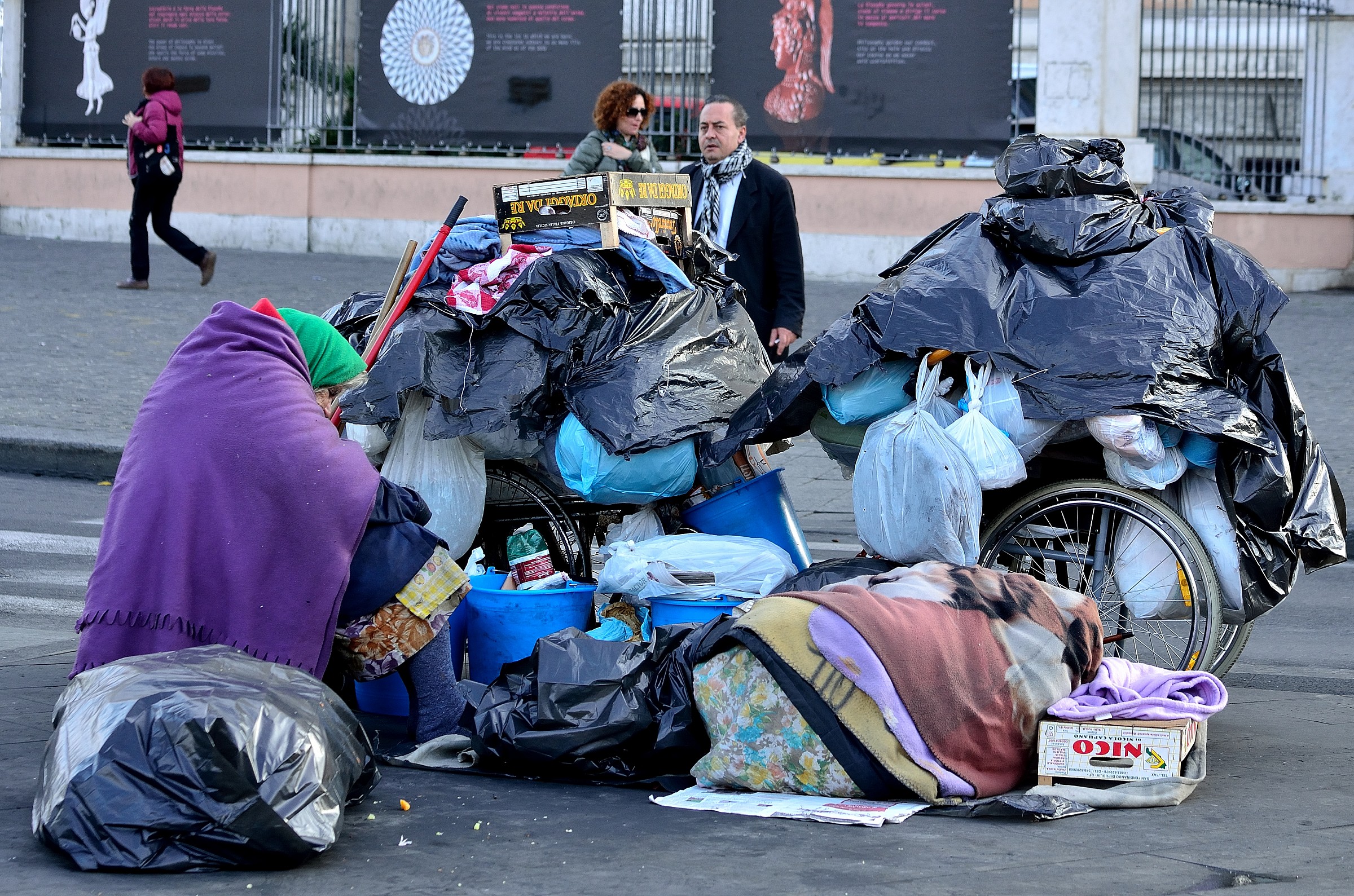 una befana poveretta