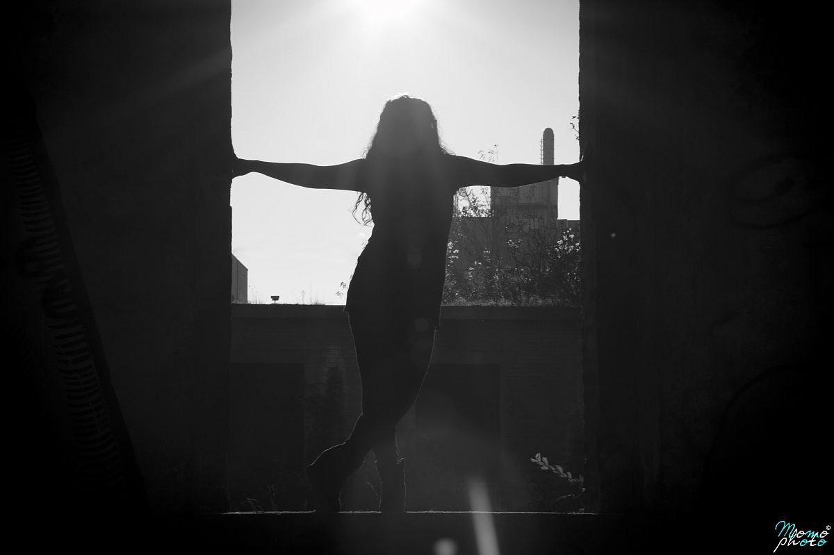 La Luce Nelle Tenebre