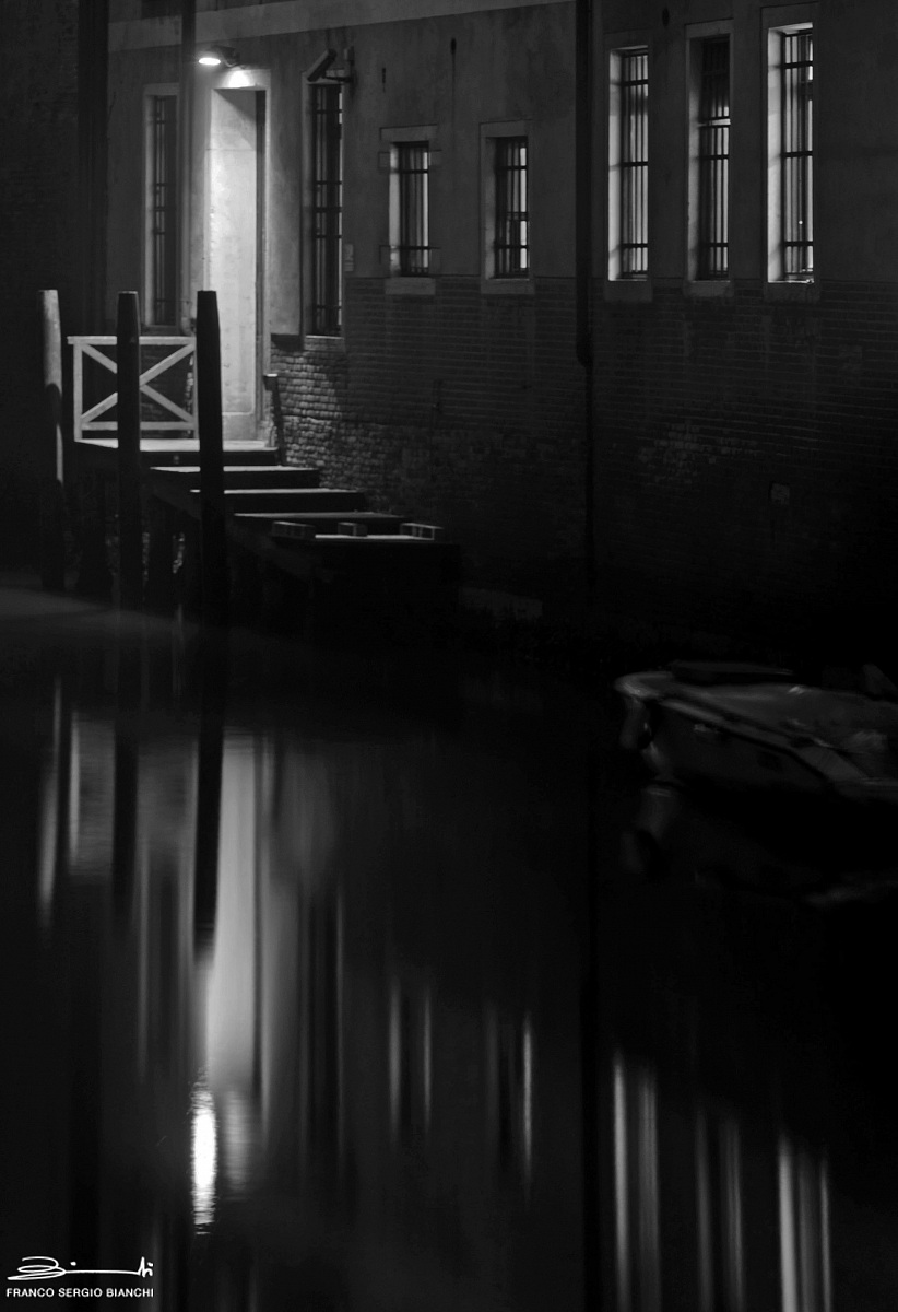 Porta d'acqua Venezia - notte