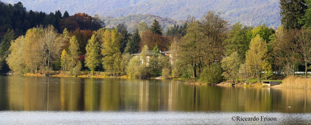 I colori dell'autunno del Lago