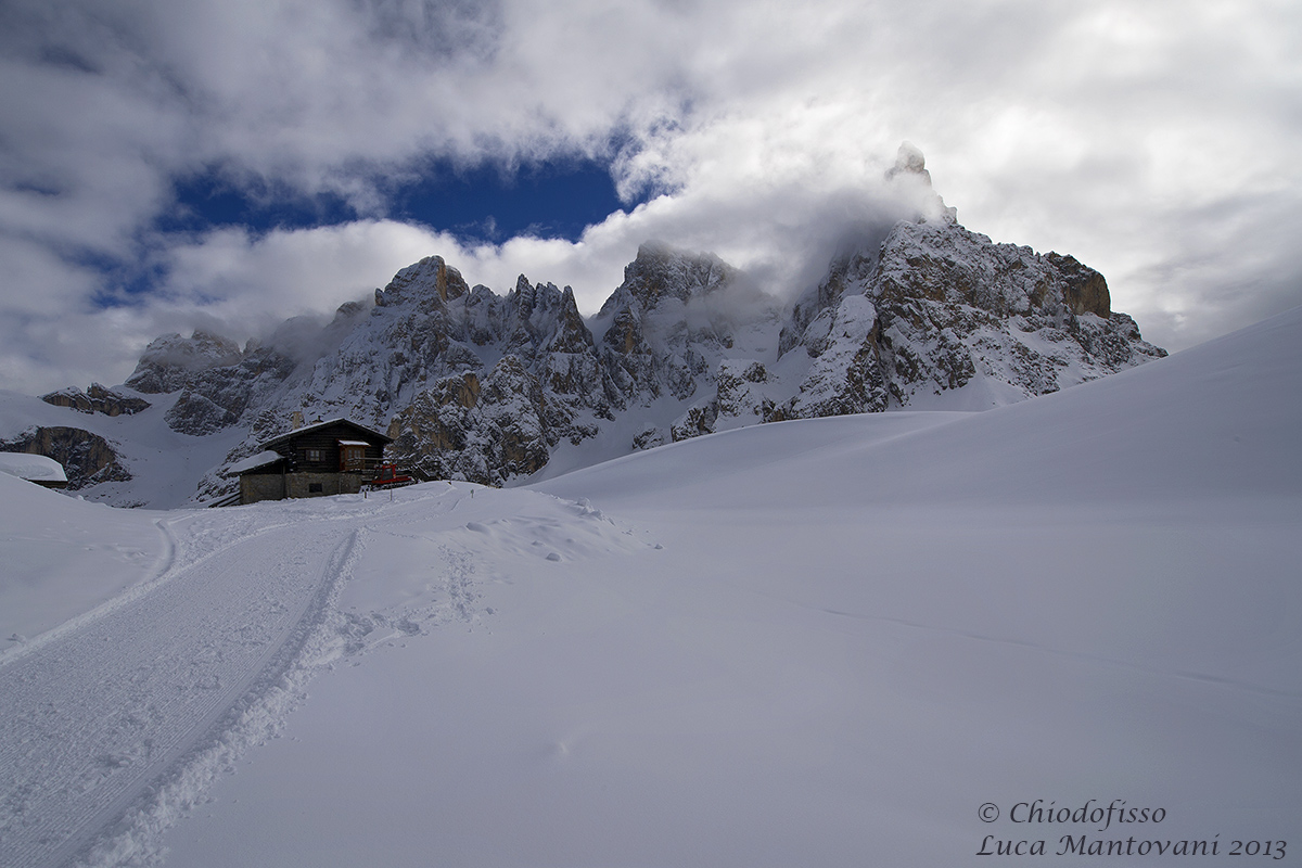 Baita Segantini e Pale di San Martino