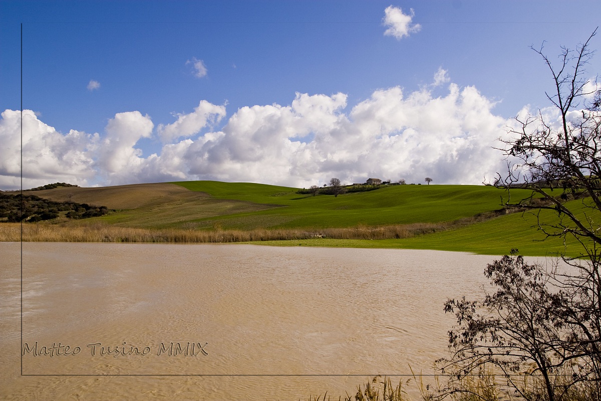 Fiume Fortore in piena