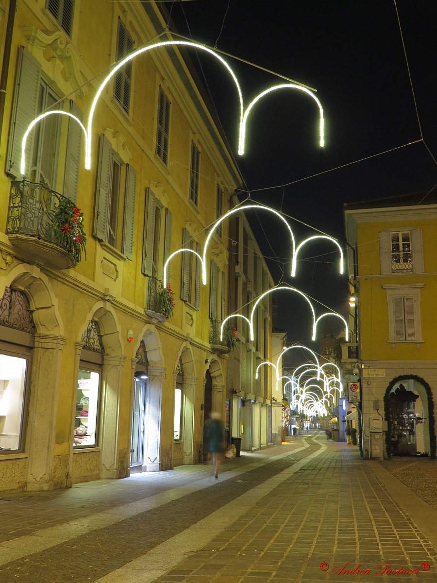 lady strolling in the wake of illuminations