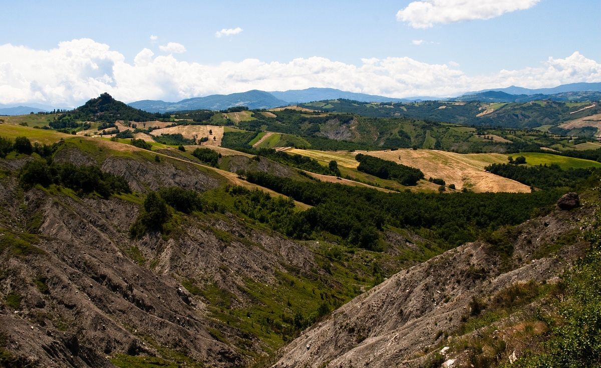 Canossa and surroundings