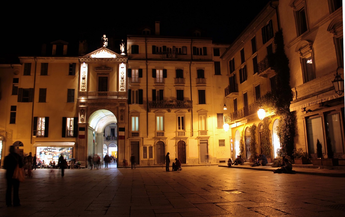 One evening in a square in Varese