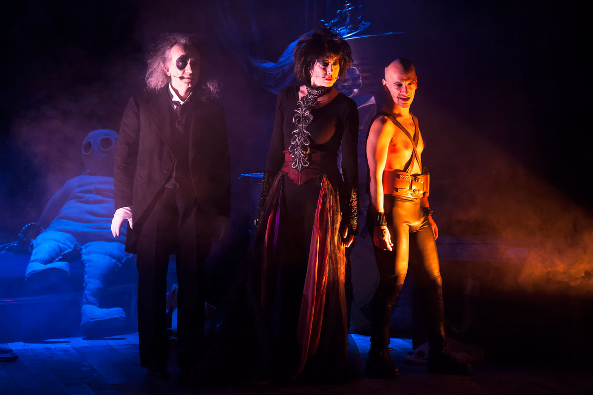 Mortaccia: la vita è meravigliosa Veronica Pivetti