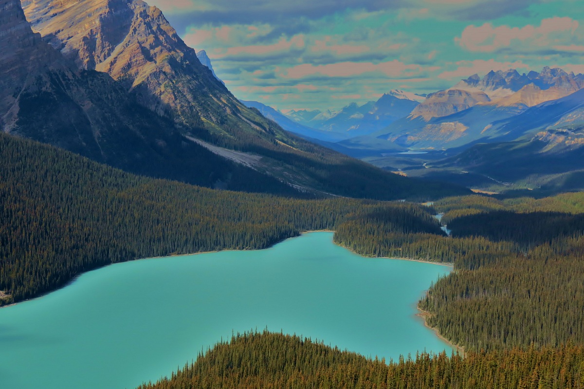 The amazing color of Peyto Lake