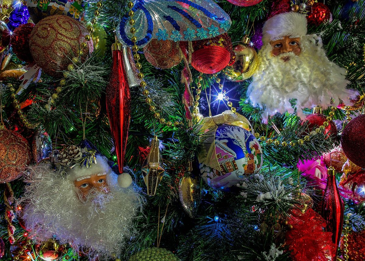 Merry Christmas, full of joy and serenity!