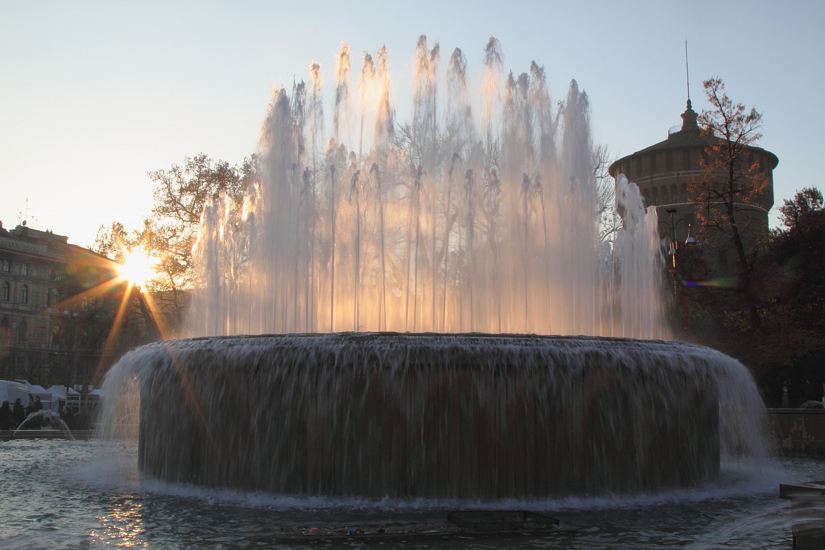 Fountain Piazza Castello in Milan