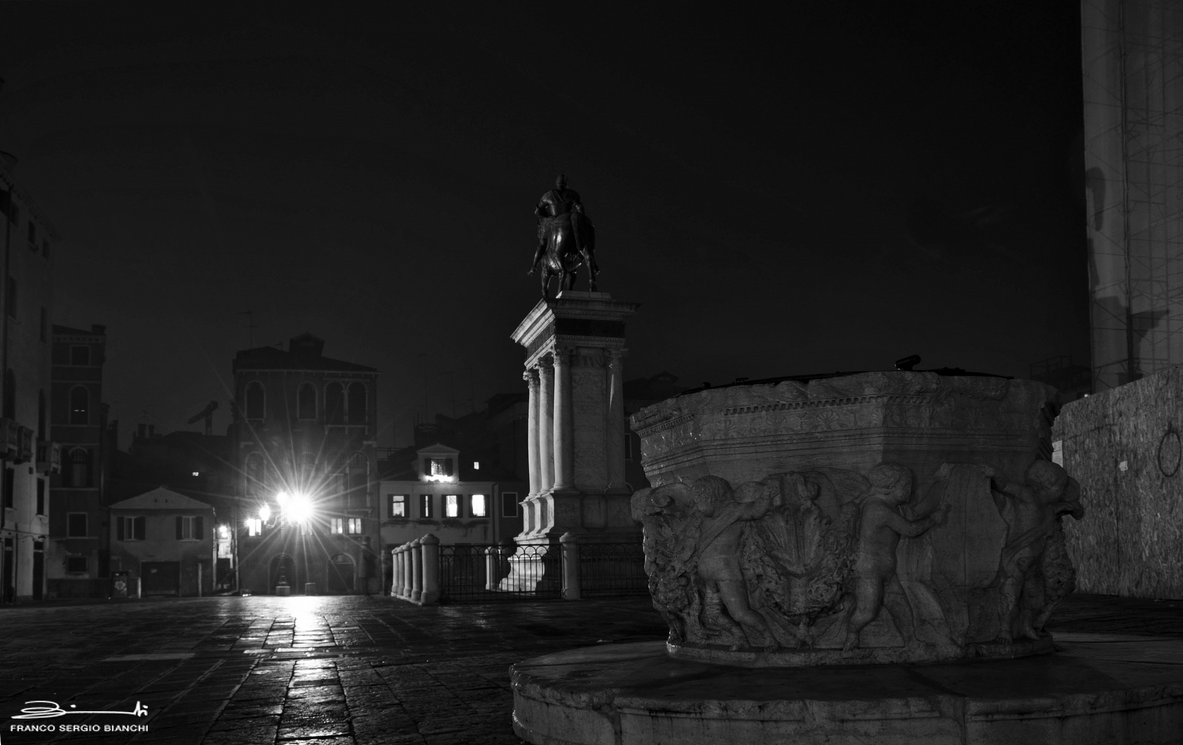 Pozzo e monumento - Venezia