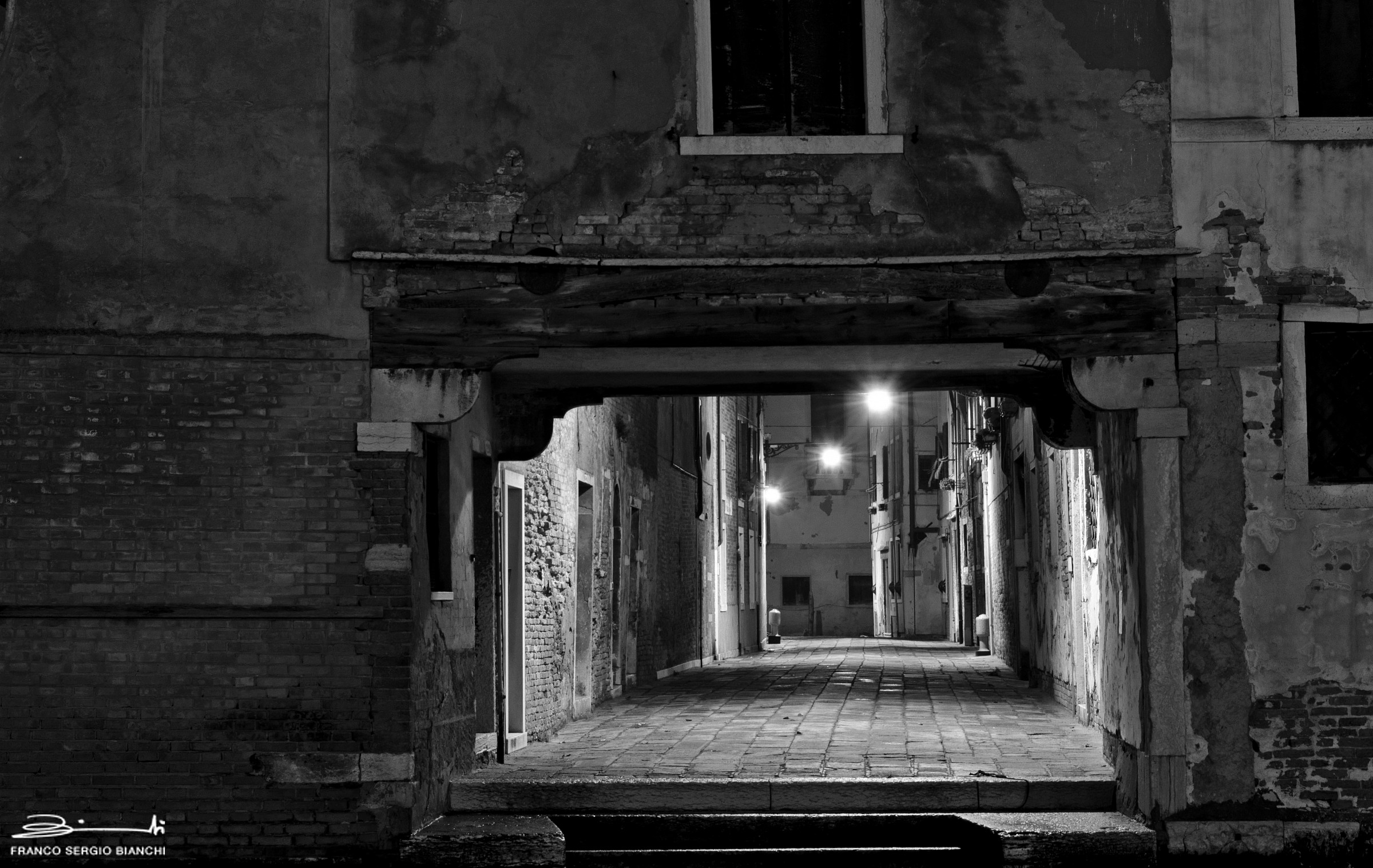 Dall'acqua - Venezia