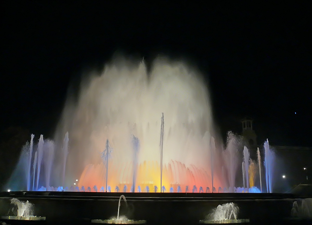 Barcellona by night.