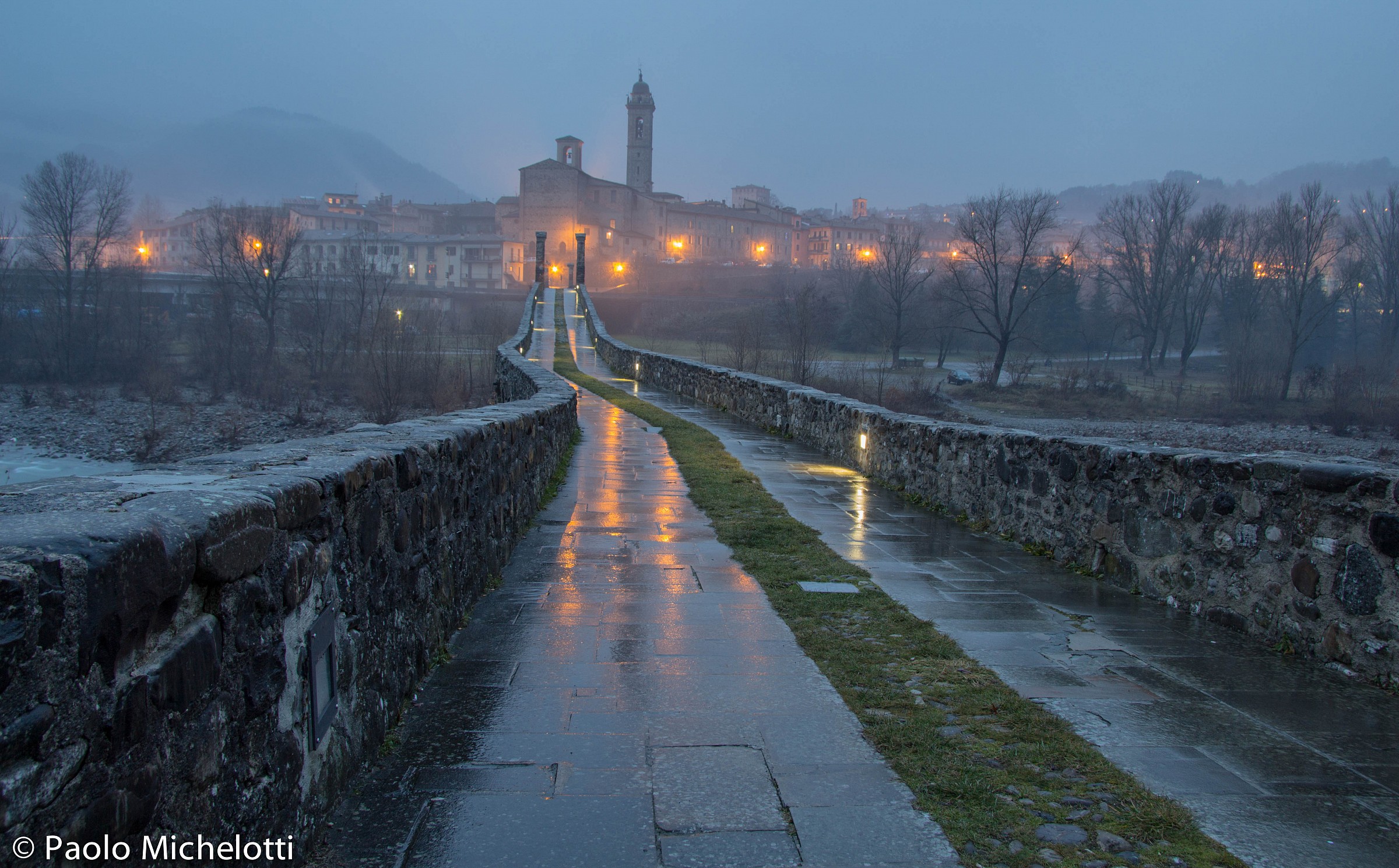 Lights on the Ponte Gobbo