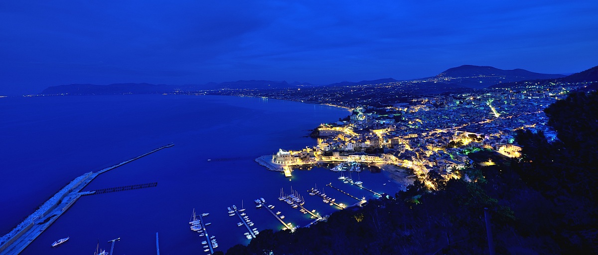 Castellammare del Golfo (TP) by night