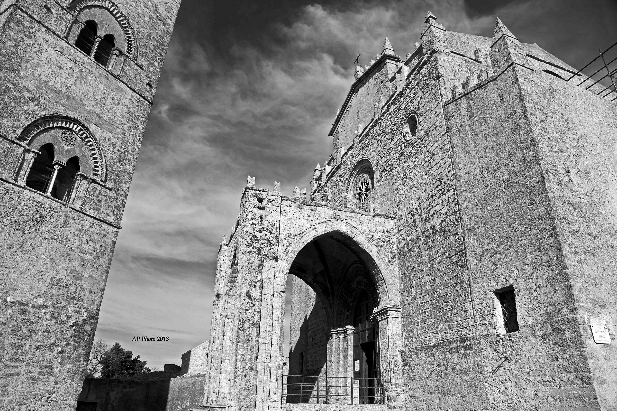 Erice B & W