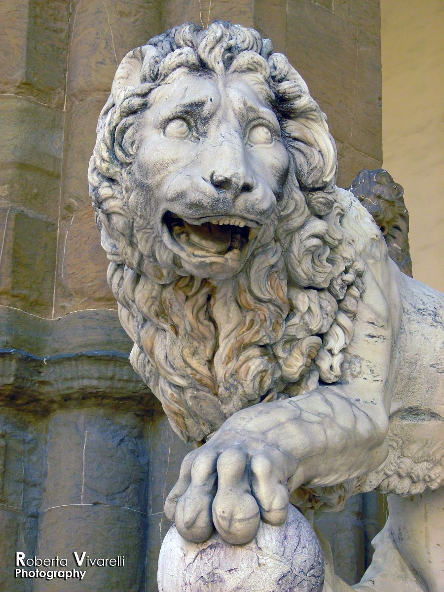 Lion of the Left, the Loggia dei Lanzi.