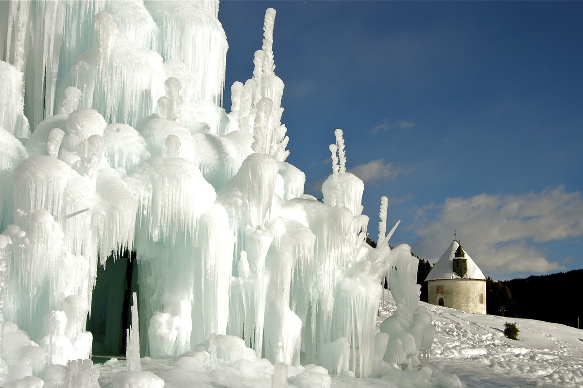 ice fountain in Dobbiaco