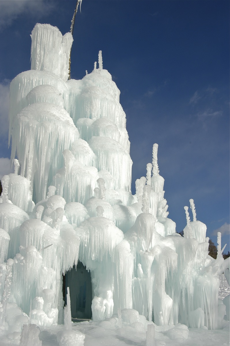 ice fountain in Dobbiaco