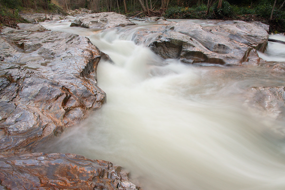 The drop excavates the rock