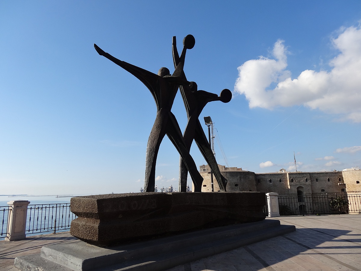 Sailors Monument - Taranto