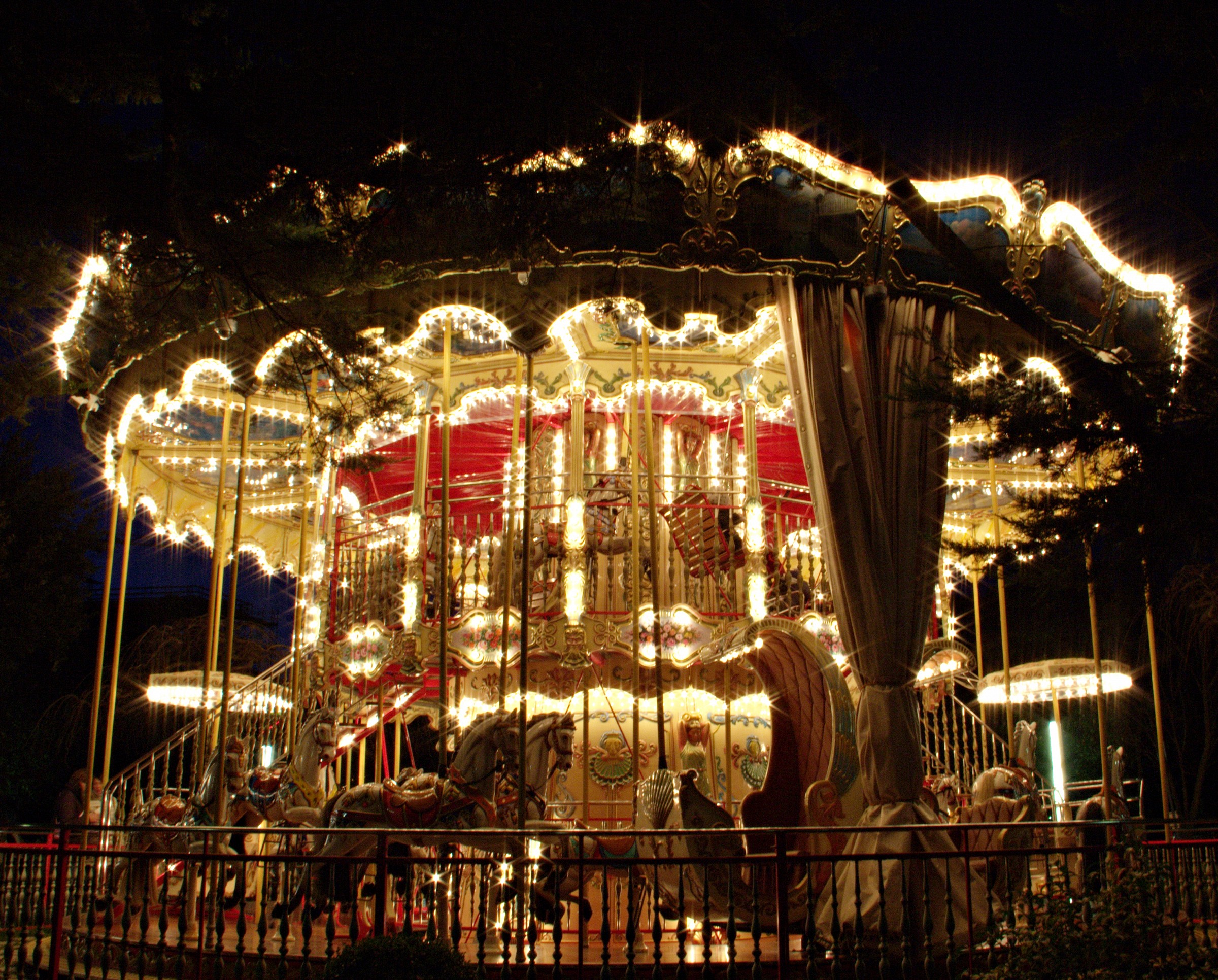 ... all in carousel ...