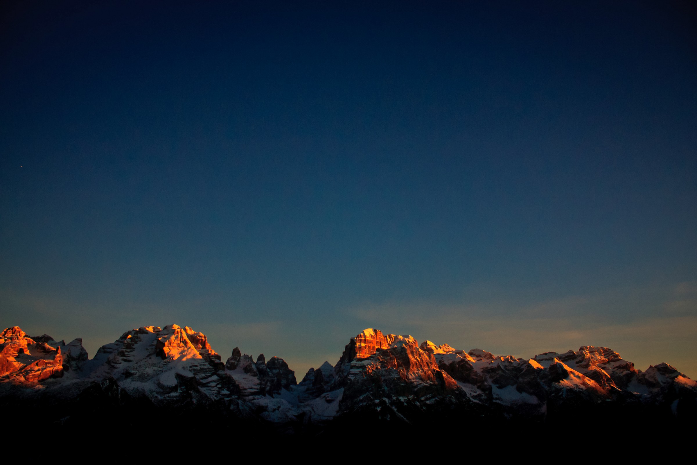 Il caratteristico tramonto sulle Dolomiti di Brenta