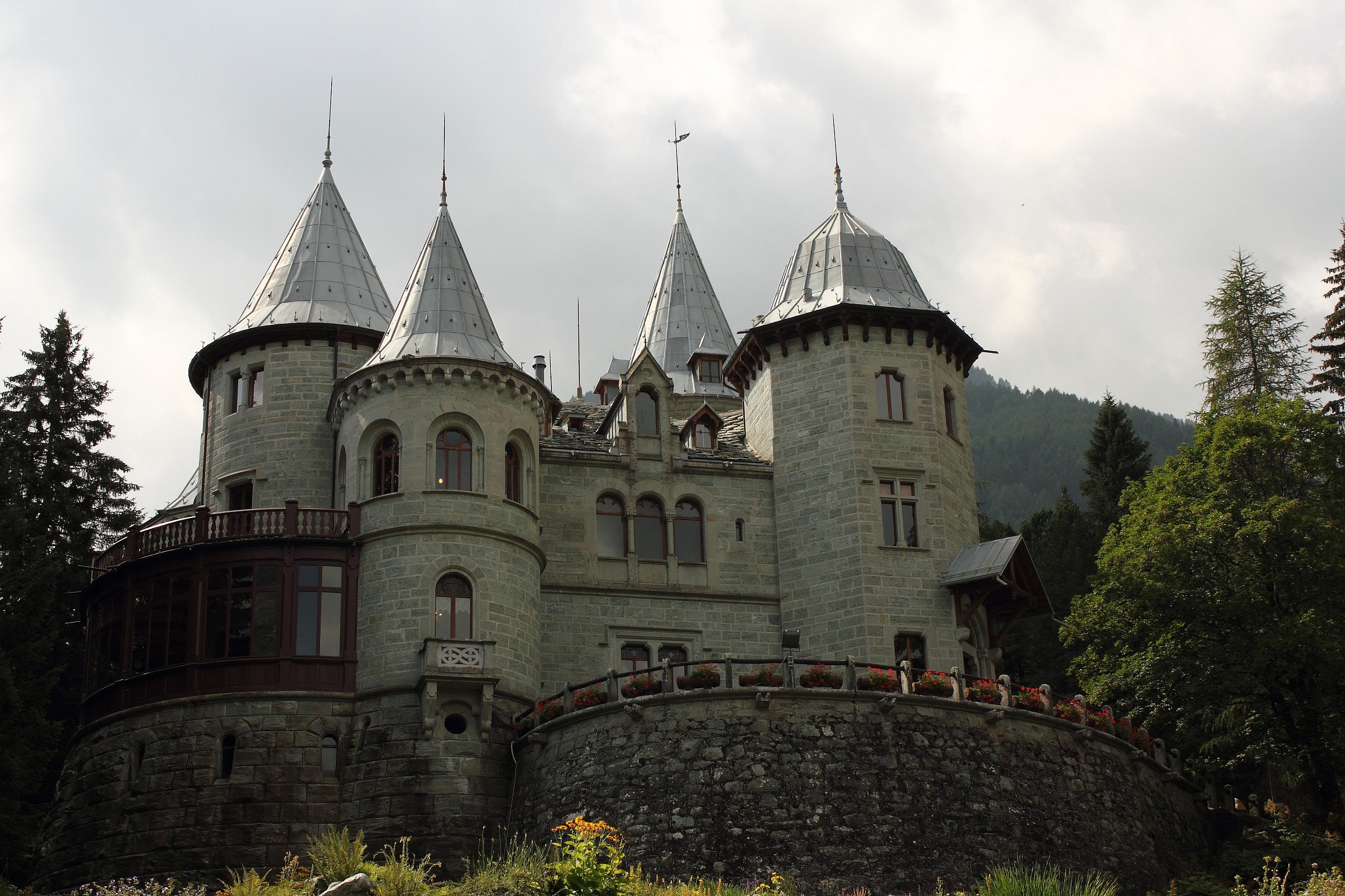 Gressoney-Saint-Jean Savoy Castle