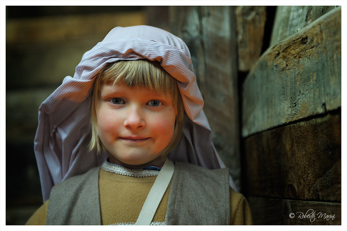 Moments of Living Crib Villongo