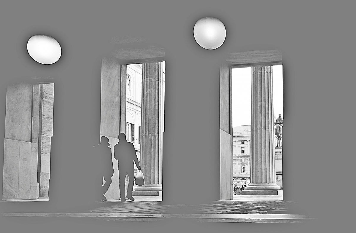 luce al carlo felice