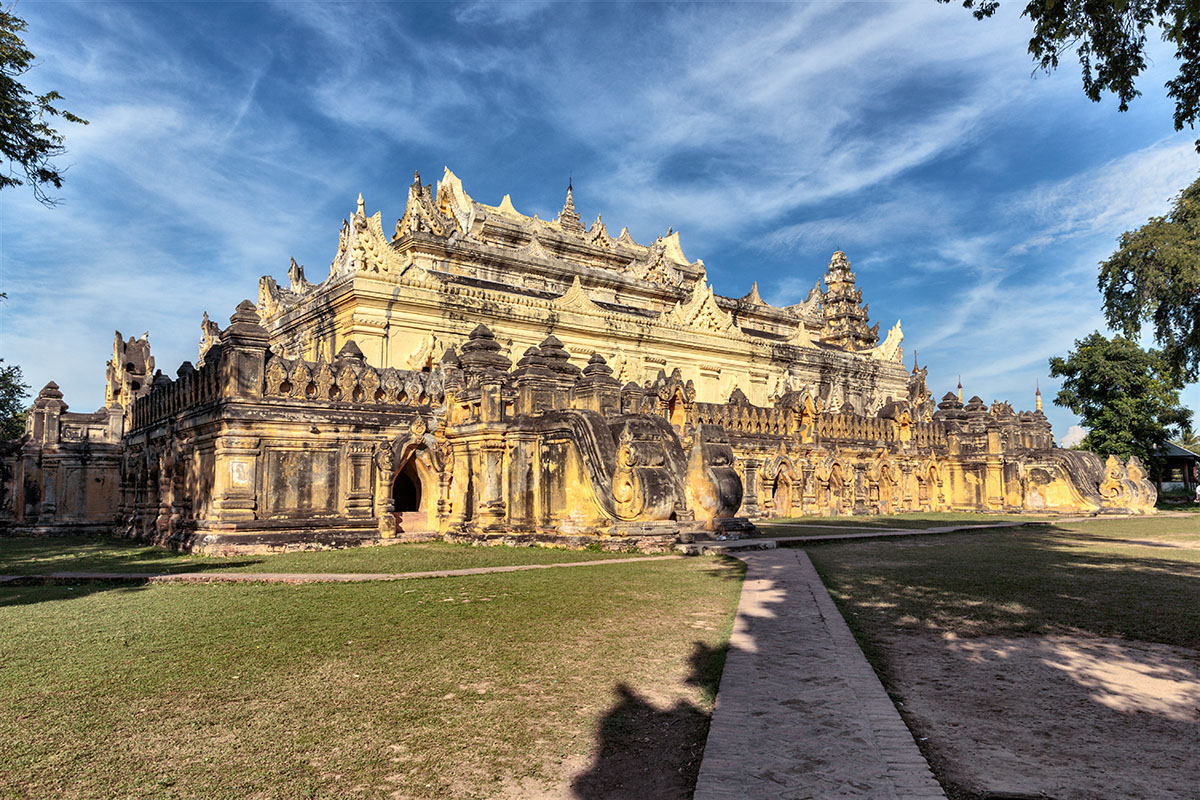 Maha Aungmye Bonzan monastery