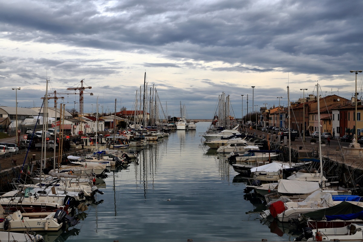 Vista classica porto di Pesaro