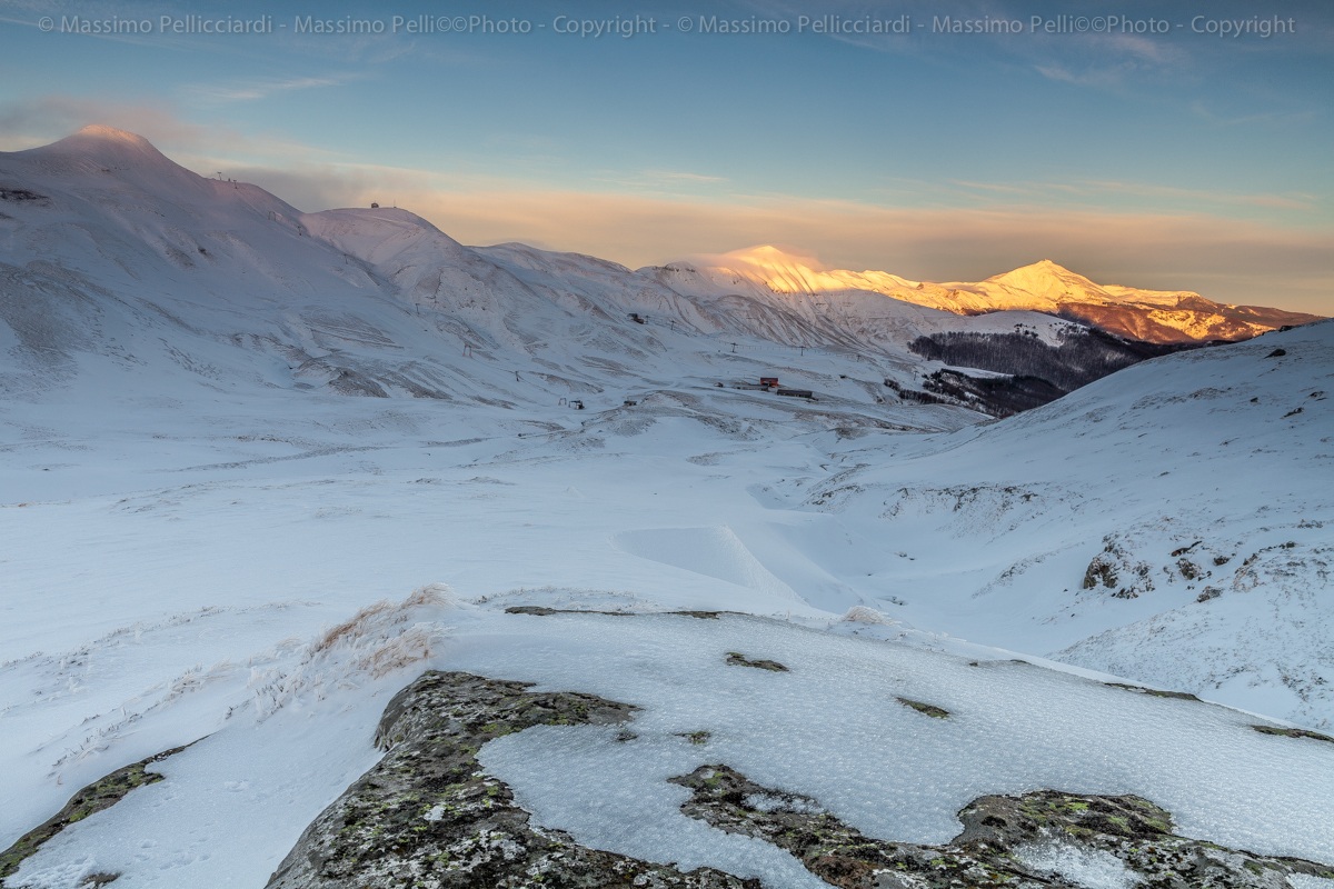 The first rays of the sun