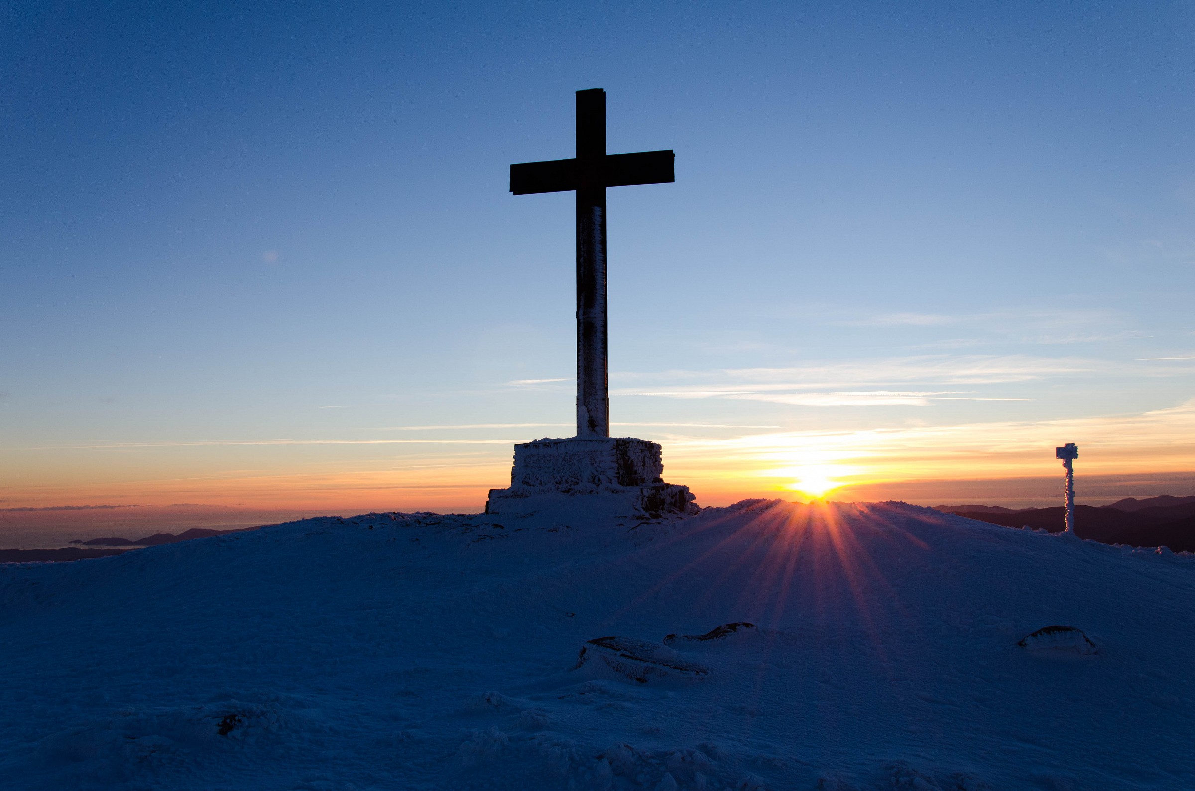 Eve, 2013, The cross of Marmagna at sunset