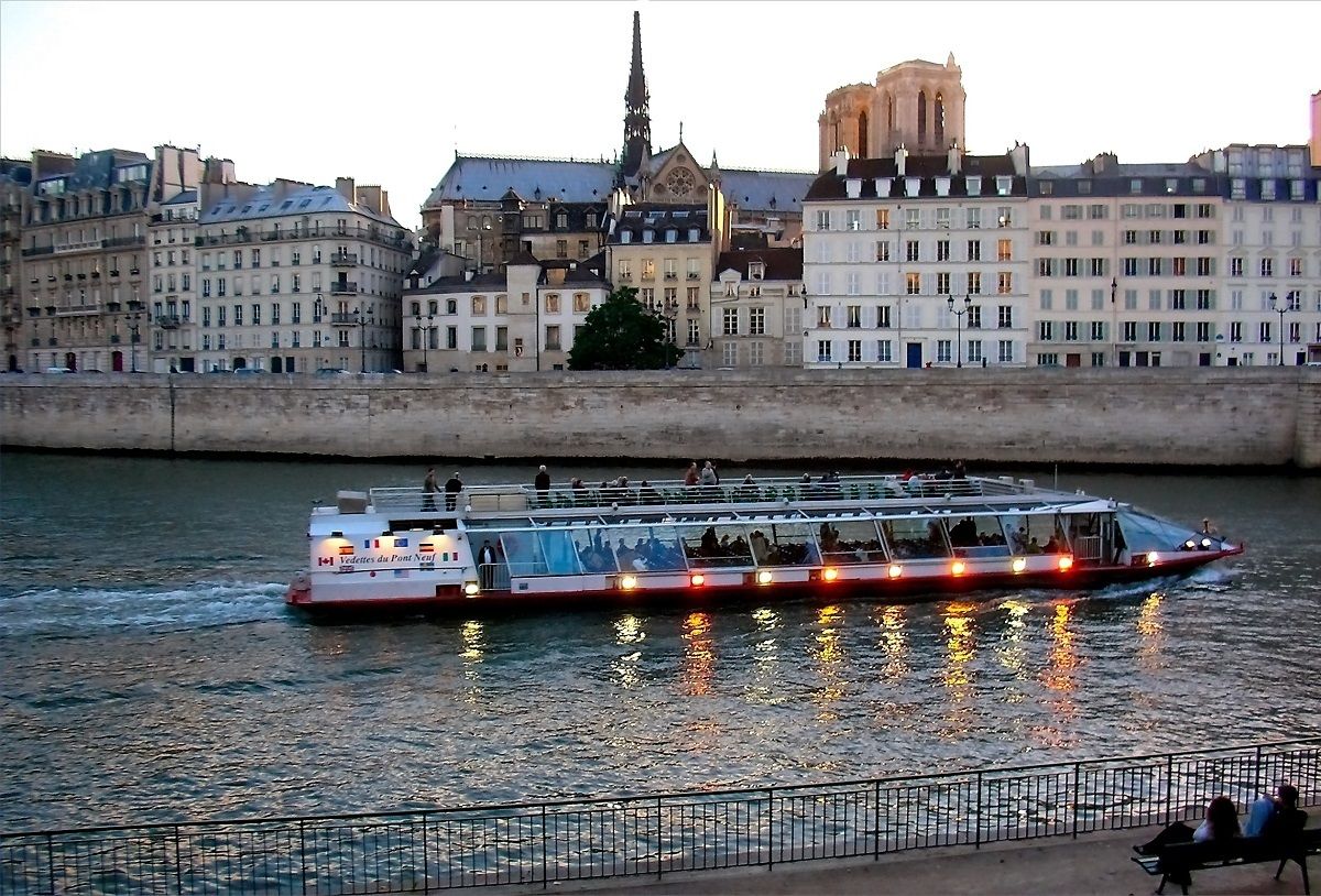 Bateau mouche - Paris