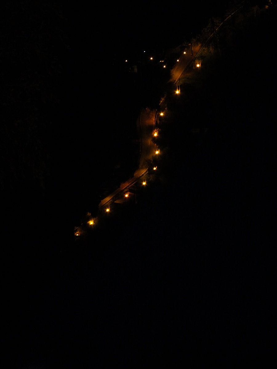 Strada che costeggia il lago di Castel Gandolfo