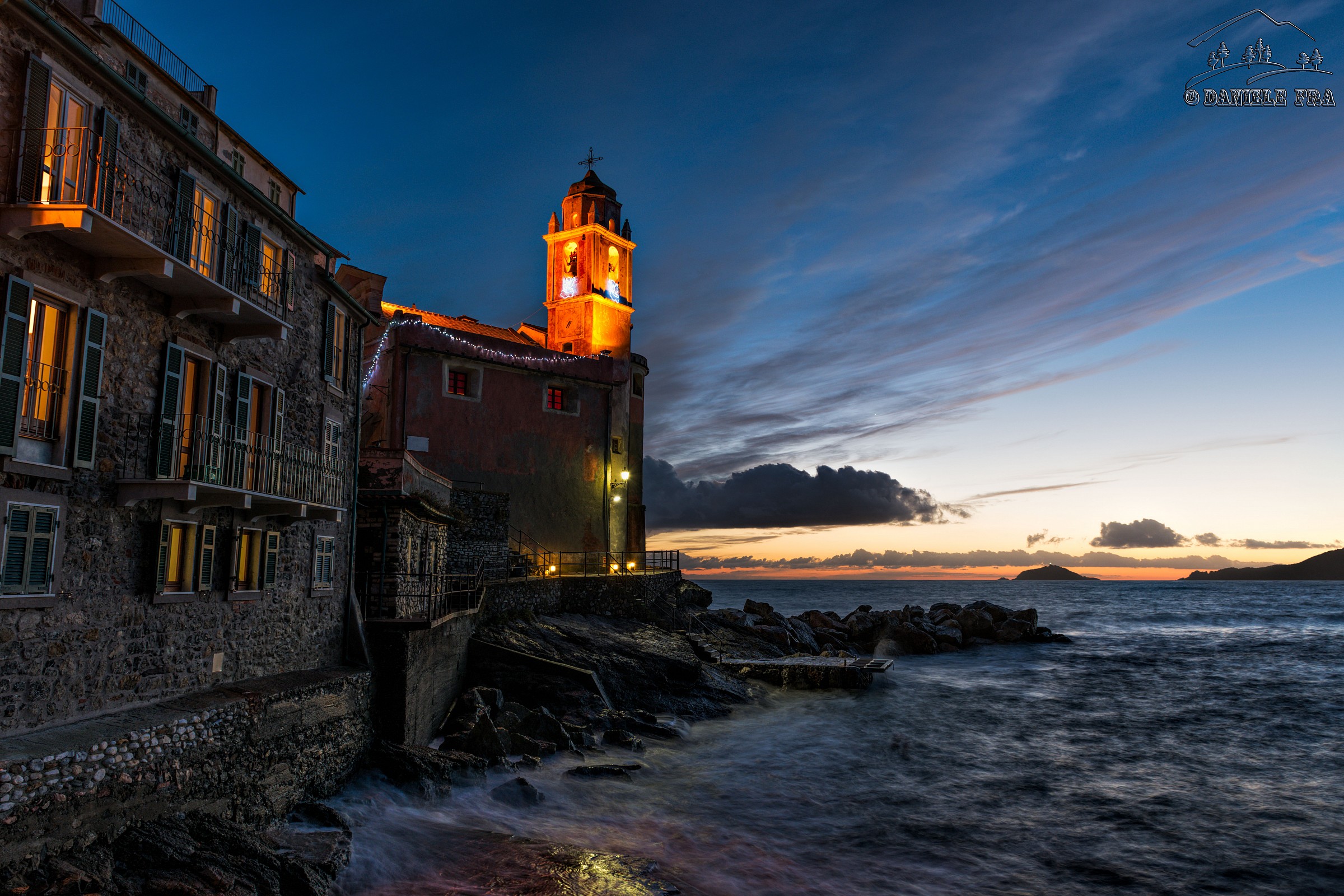 Tellaro more closely