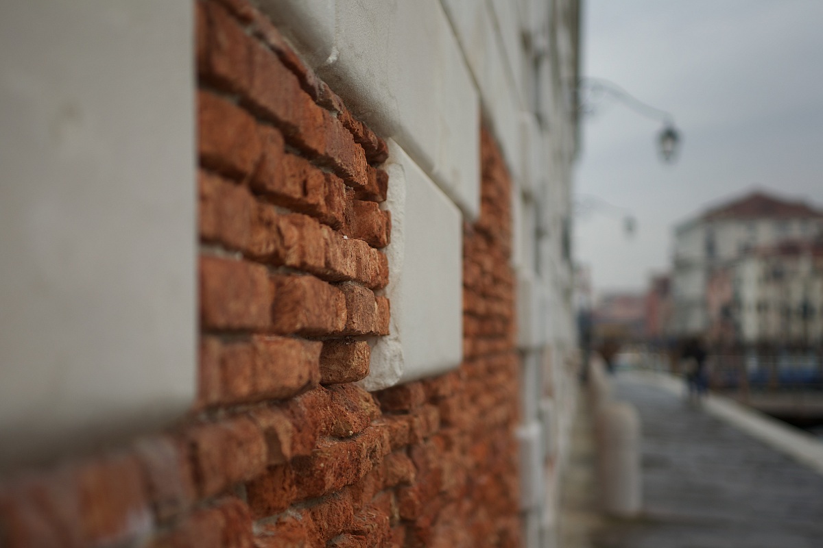 Venetian bricks