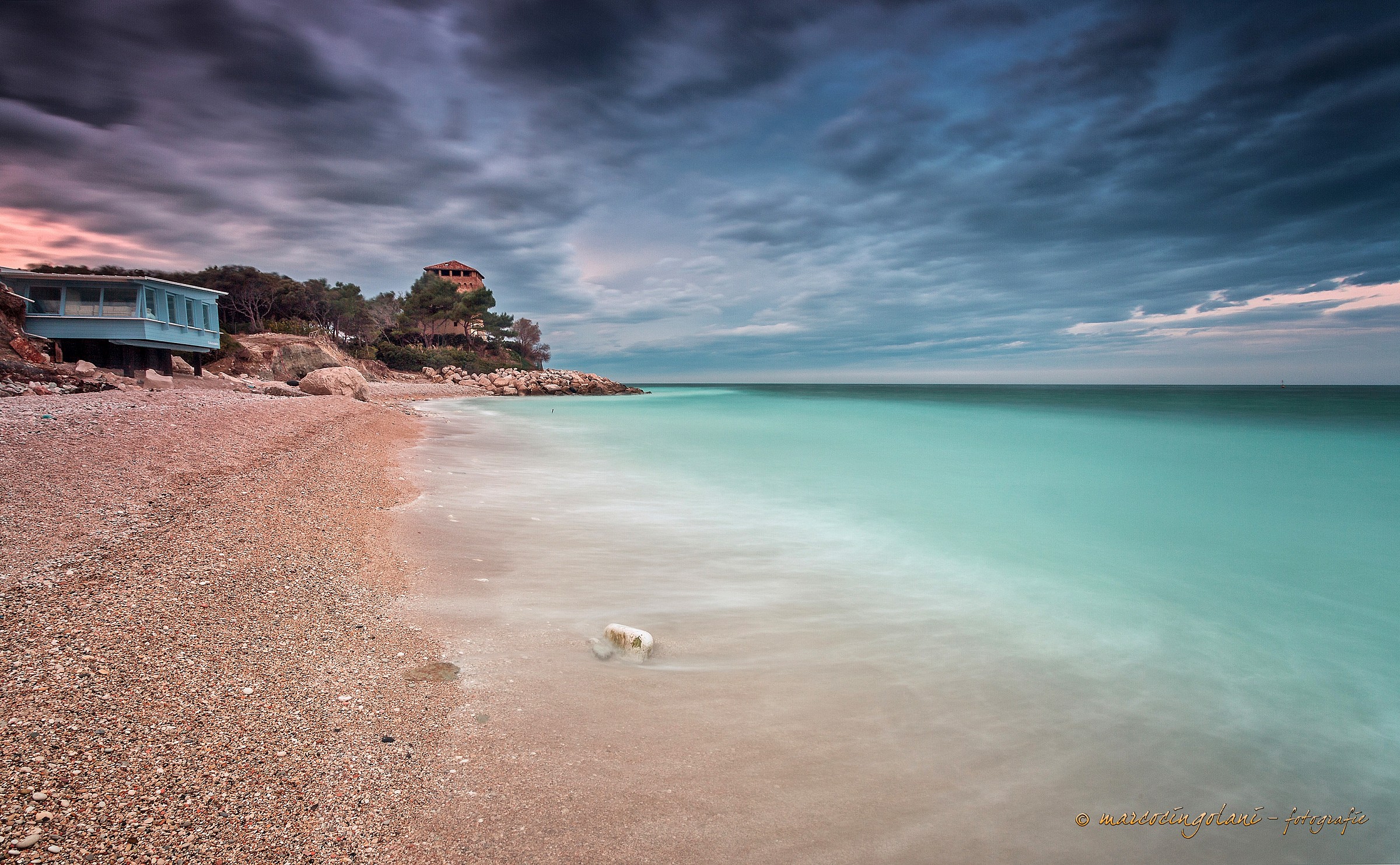 The colors of the sea and sky