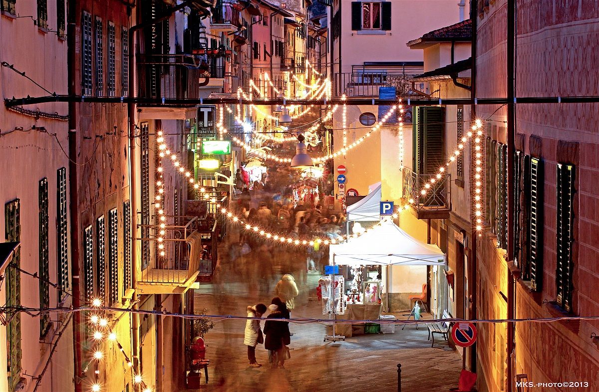 Laterina (ar) Corso Italia a Natale