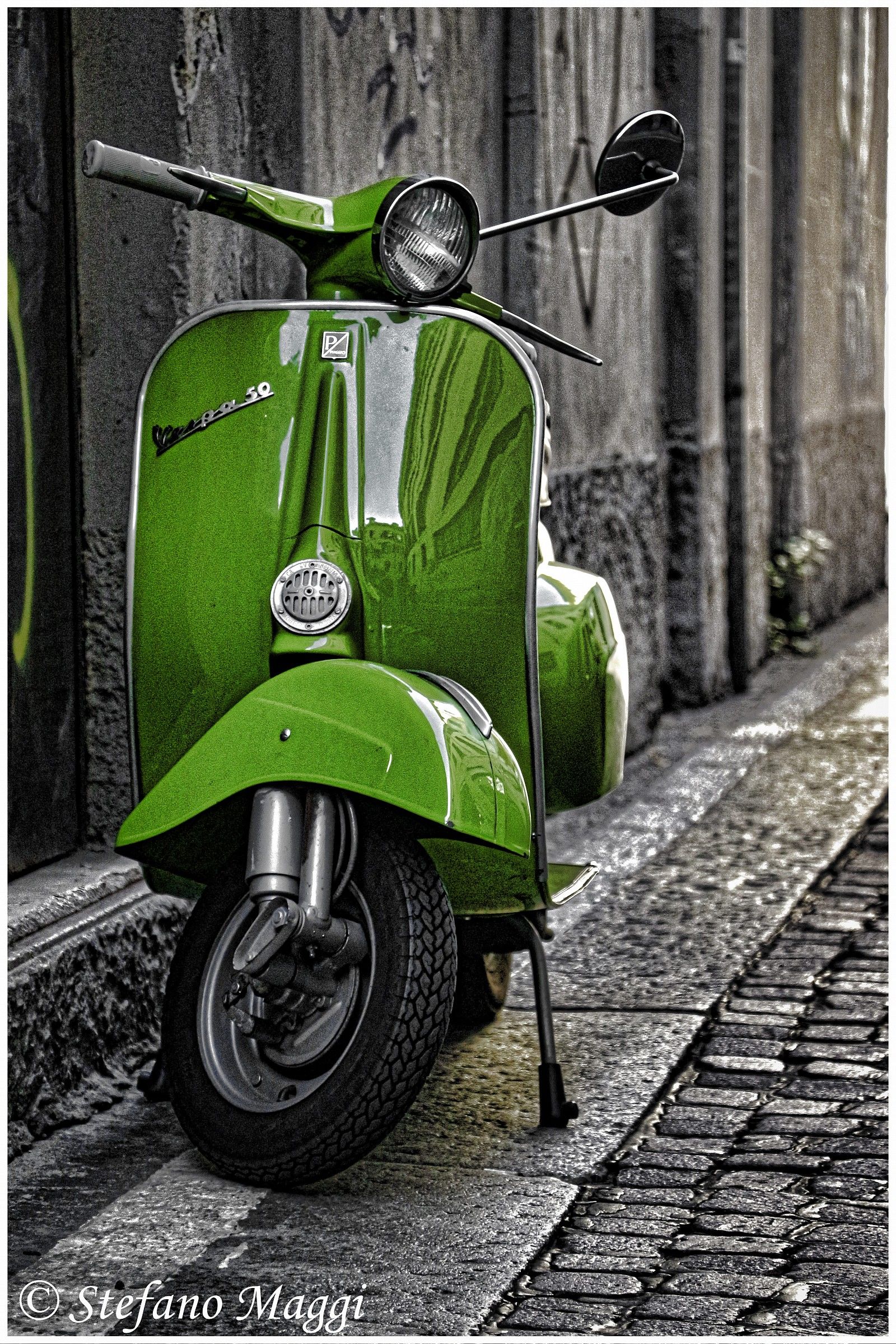 Vespa verde