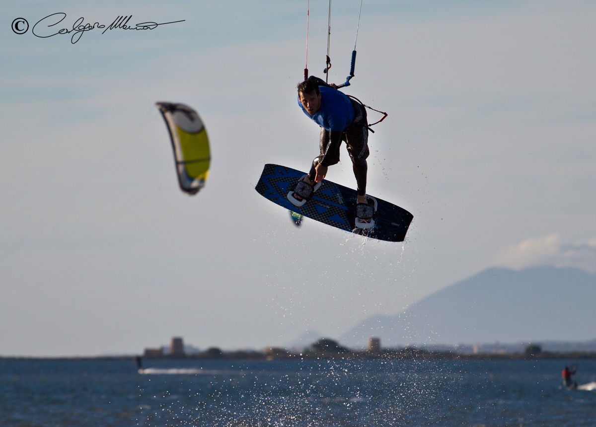Kitesurfing