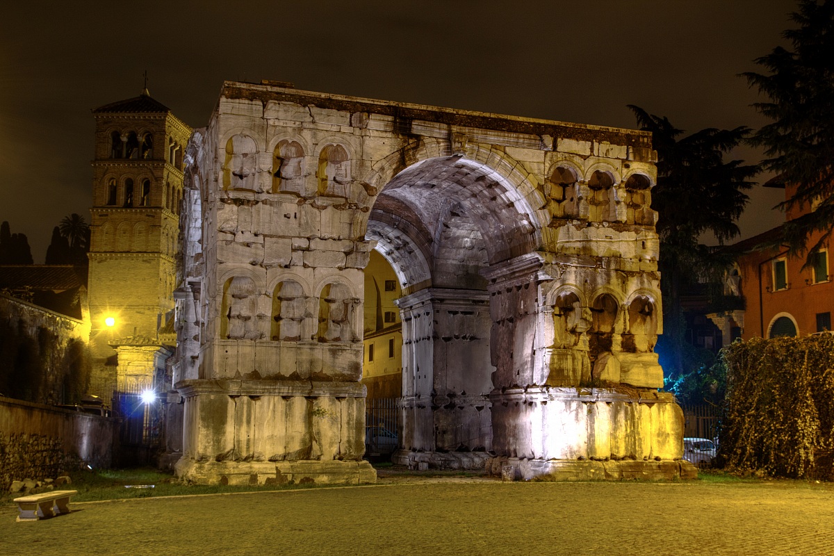 Arco di Giano al Velabro