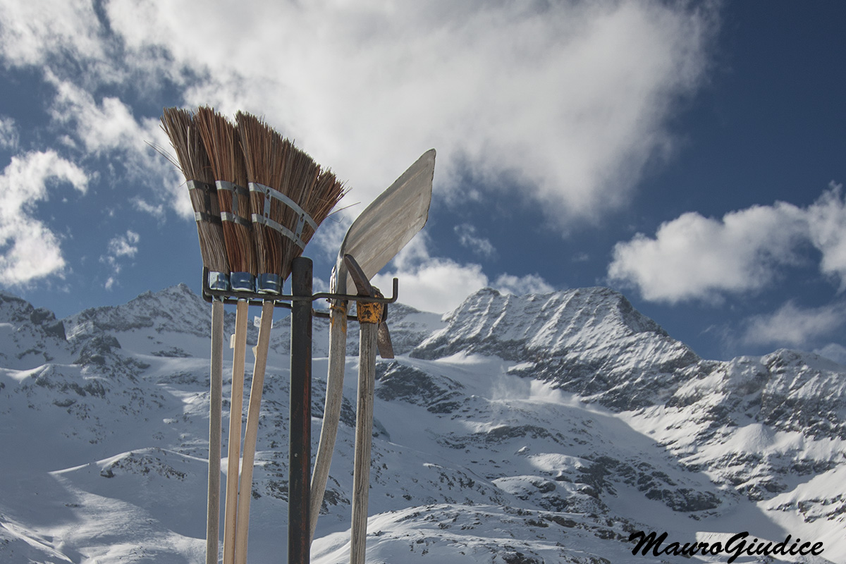 atrezzi per la pulizia degli scambi