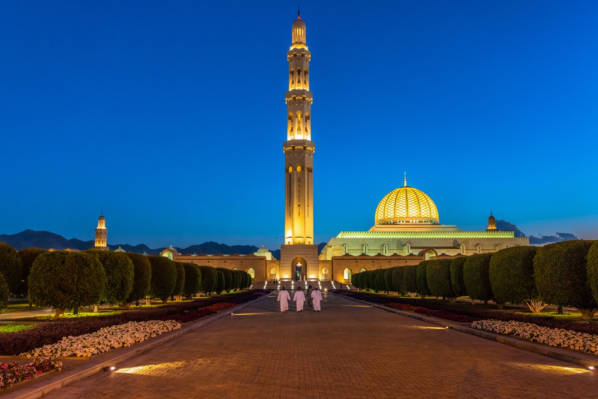 Oman - Muscat - Sultan Qaboos Grand Mosque al tramonto