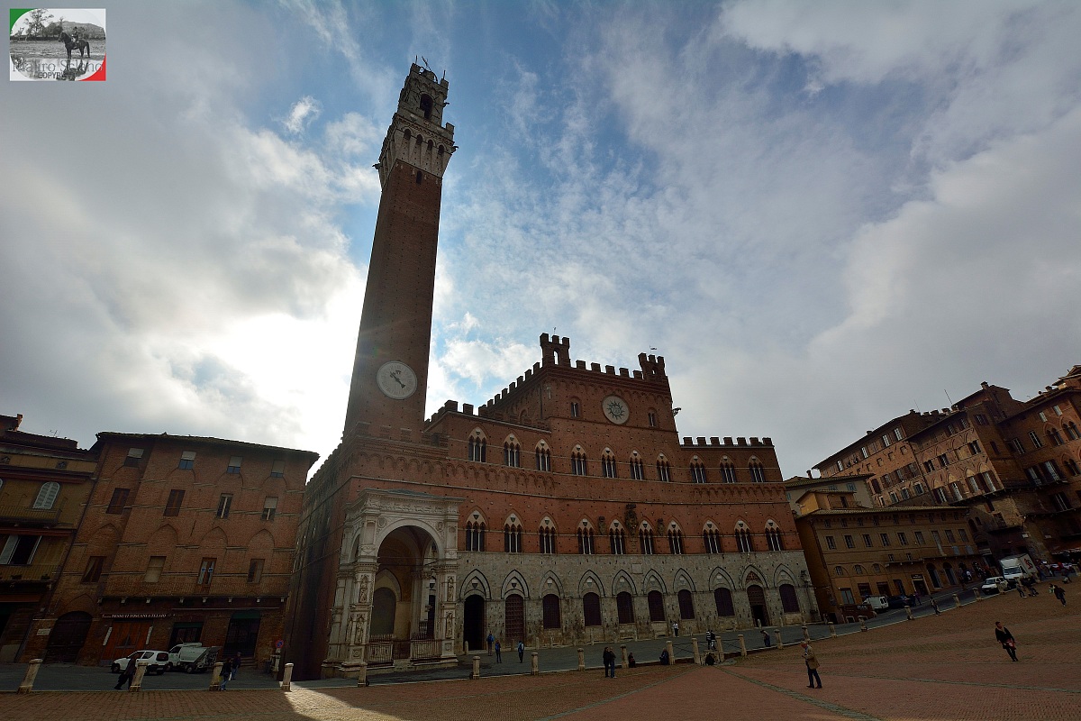 Siena Piazza del Campo