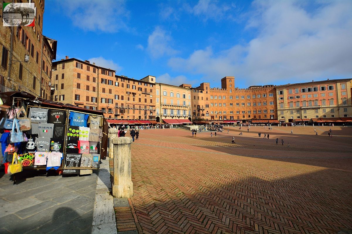 Siena Piazza del Campo