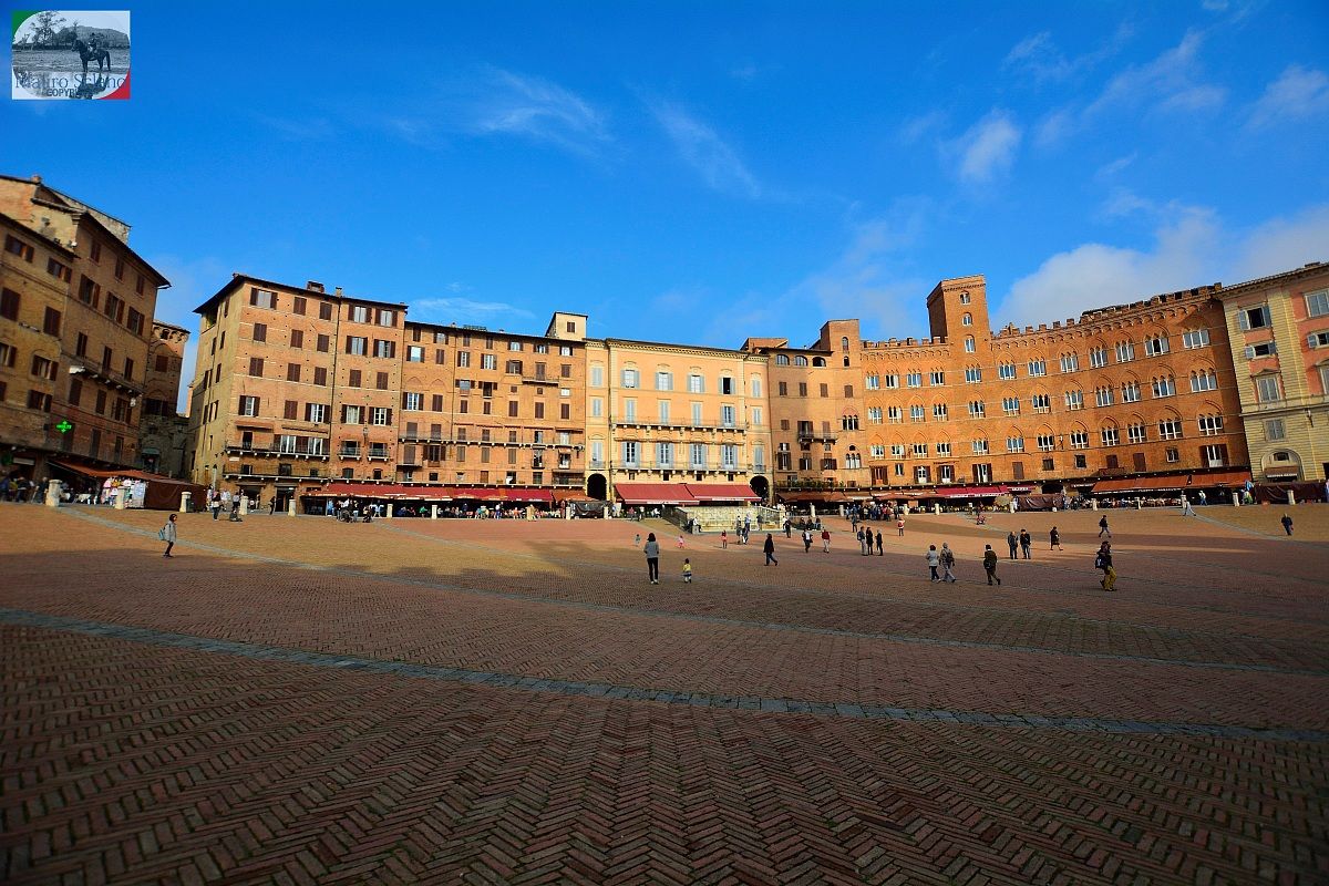 Siena Piazza del Campo