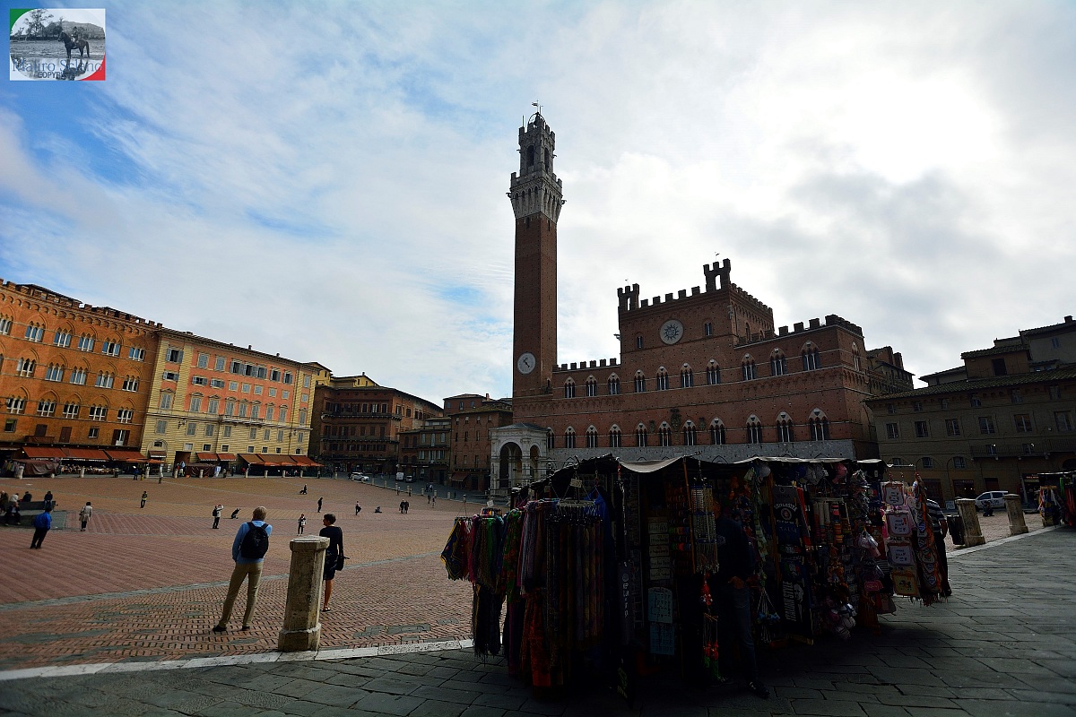 Siena Piazza del Campo